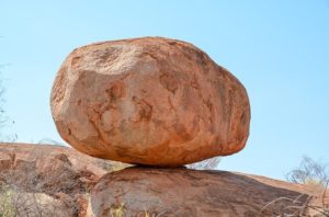 boulder 丸石